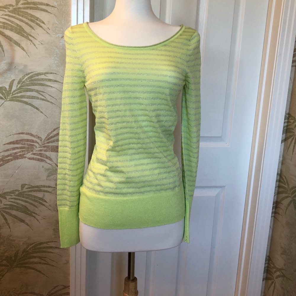 ✨SALE✨Calvin Klein Green and Silver long sleeve